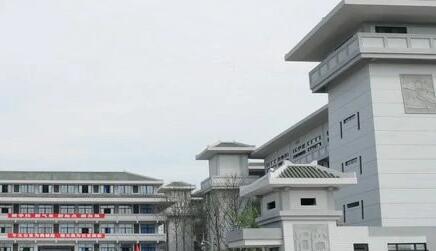 成都石室中学北湖校区