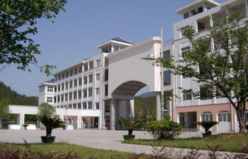 贵阳市乌当区羊昌镇马场中学