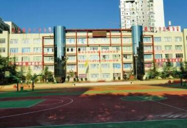四川省巴中市巴洲区第六中学