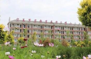 平罗县第五中学
