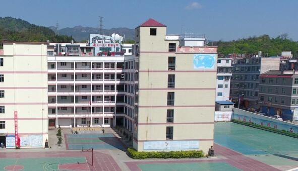 石阡华夏学校