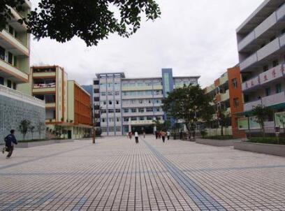 重庆市武隆县鸭江中学校