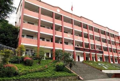 盘县红果镇沙陀中学