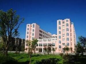 鹰潭市第四中学