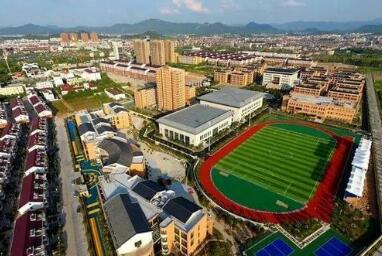 广西师范大学附属外国语学校