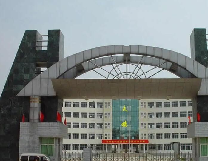 武汉市洪山高级中学