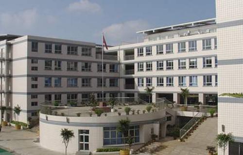 西山区实验中学