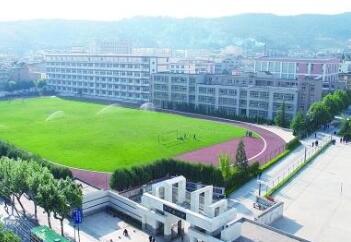 云南省下关第一中学