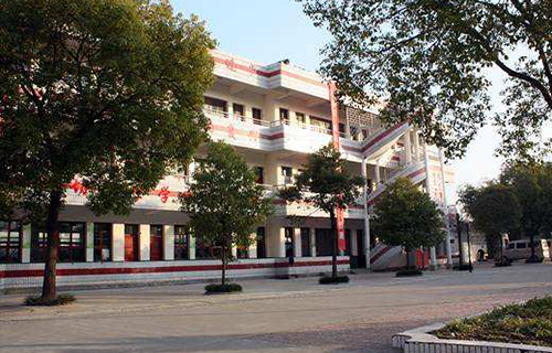 册亨县巧马镇中心学校
