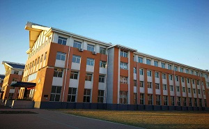吴川市城东中学