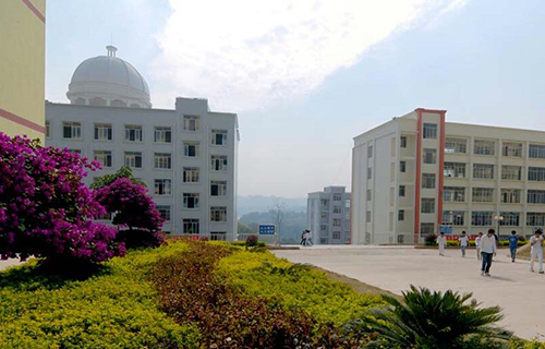 抚顺市恒德高级中学