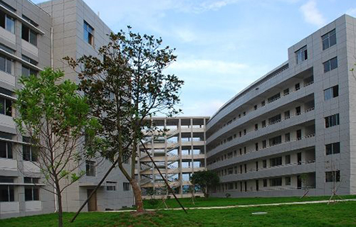 蒲江县鹤山镇初级中学