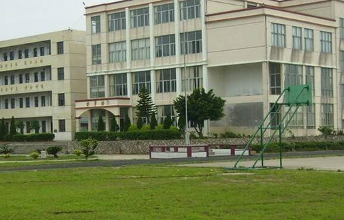 三台县乐安镇初级中学校