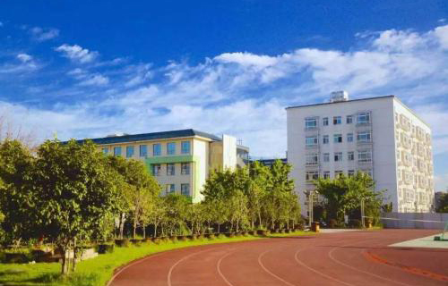 射洪县太和镇潘龙学校