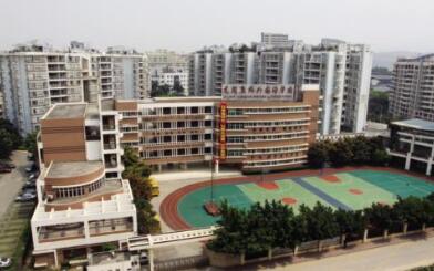 厦门康桥中学