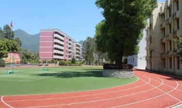 福建省连江第三中学