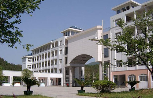 北碚区静观镇第二初级中学校