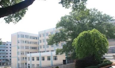 重庆市江津第四中学
