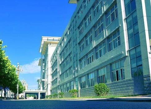 盘锦市高级中学
