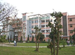 贵阳市云岩区兴黔学校