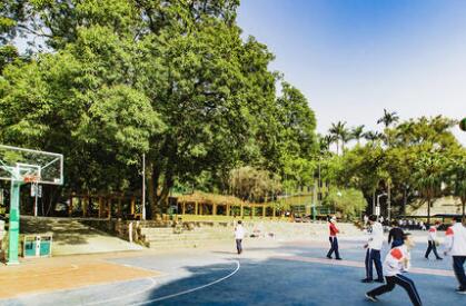 福建时代中学