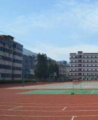 广汉市兴隆镇中学校