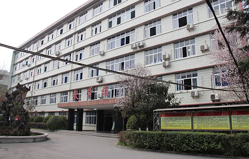 铜梁县高楼镇中学