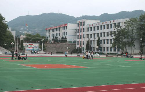巫山县骡坪初级中学