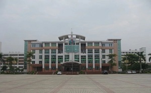 英德市第一中学