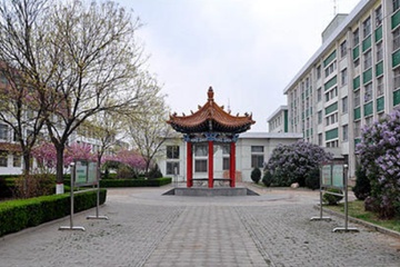 原平市范亭中学