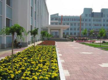 罗江县略坪初级中学校
